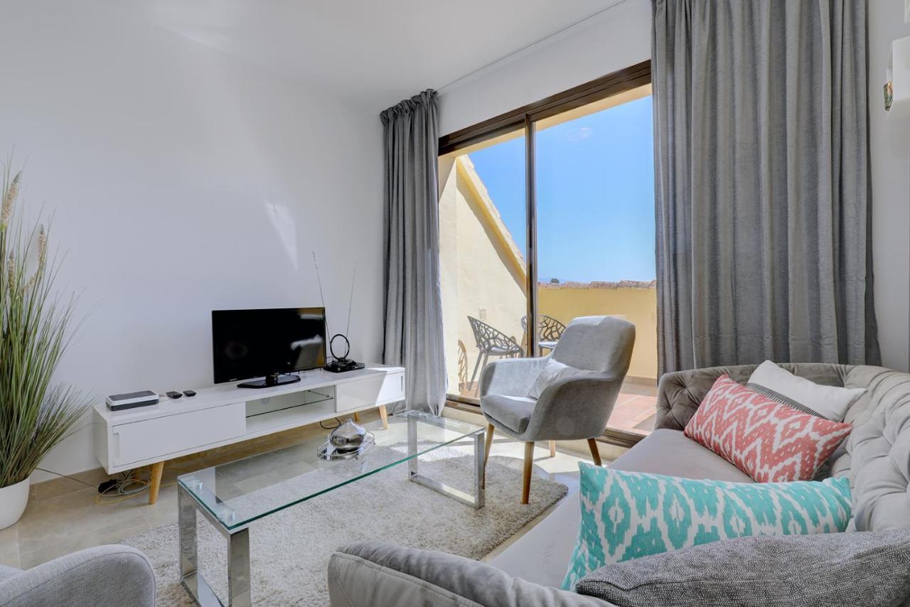 Duquesa Village Apartment - 2 Bed/2 Bath Apartment With Panoramic Sea Views Manilva Dış mekan fotoğraf