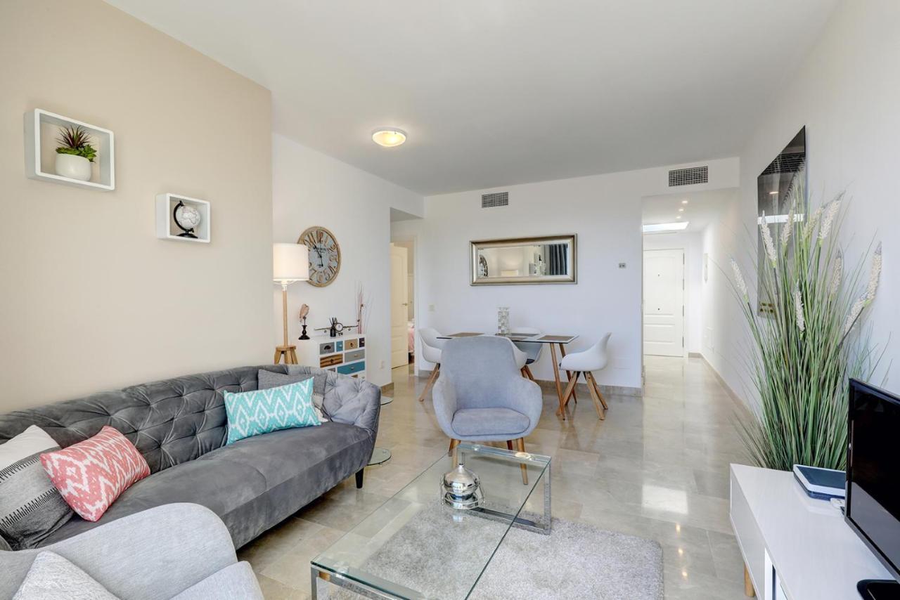 Duquesa Village Apartment - 2 Bed/2 Bath Apartment With Panoramic Sea Views Manilva Dış mekan fotoğraf