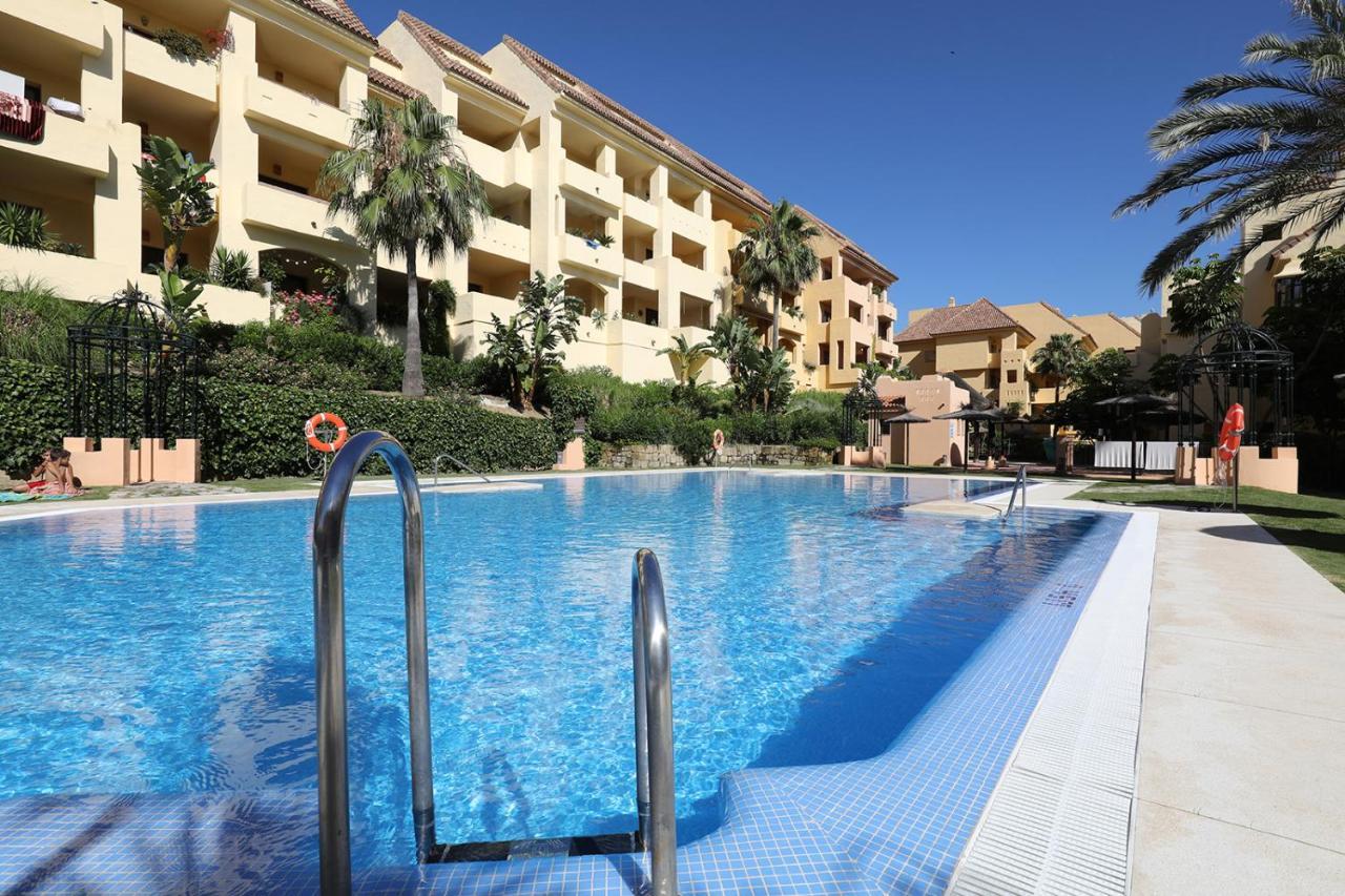 Duquesa Village Apartment - 2 Bed/2 Bath Apartment With Panoramic Sea Views Manilva Dış mekan fotoğraf